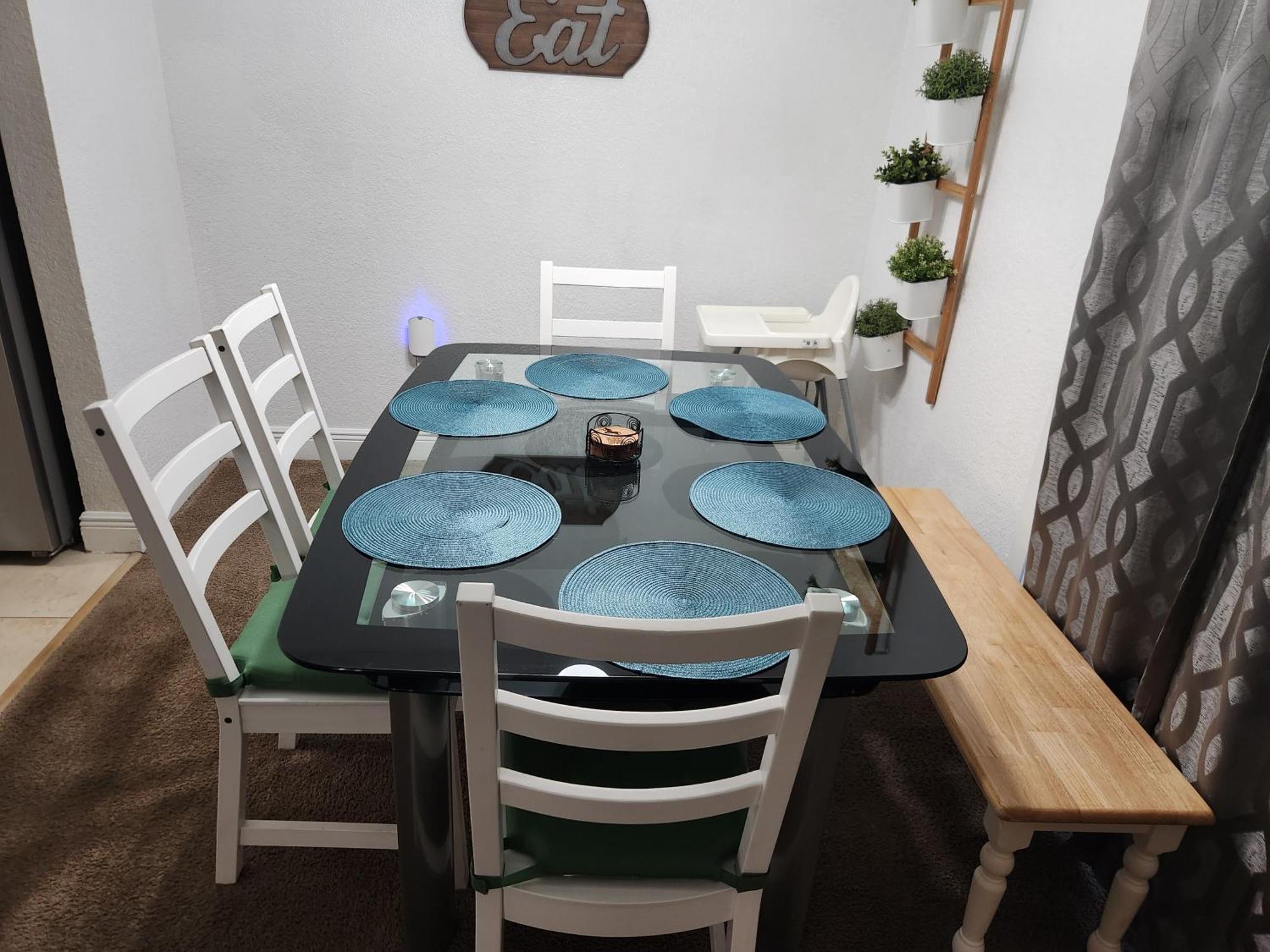 Centauri Vacation Rentals: 2-bedroom With Free Parking Orlando